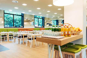 4* HARRYS HOME WALLISELLENOR SIMILAR, ZURICH